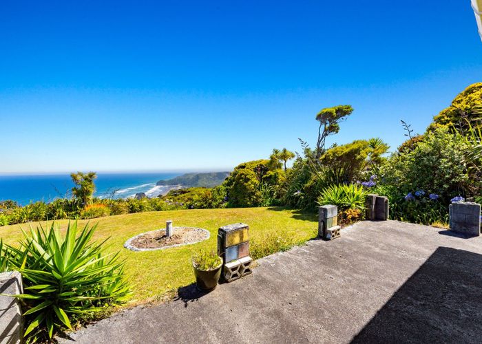  at 11 Te Ahuahu Road, Piha, Waitakere City, Auckland