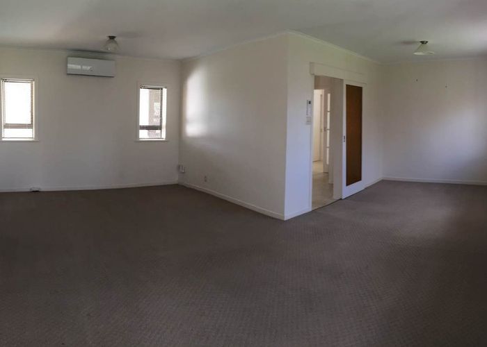  at 15 Udys Road, Pakuranga, Manukau City, Auckland