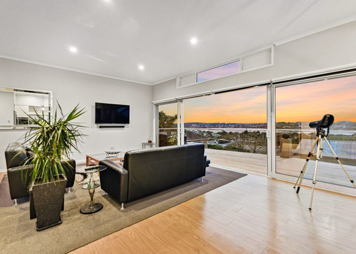  at 57 Taylor Road, Mangere Bridge, Manukau City, Auckland