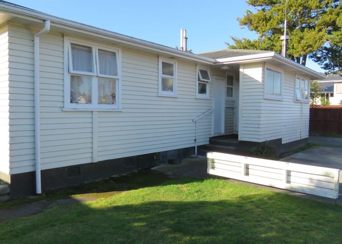  at 2/177 Tauhara Road, Tauhara, Taupo, Waikato