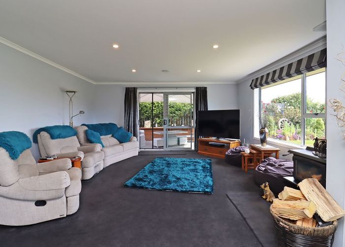  at 335 Homestead Road, Weston, Oamaru