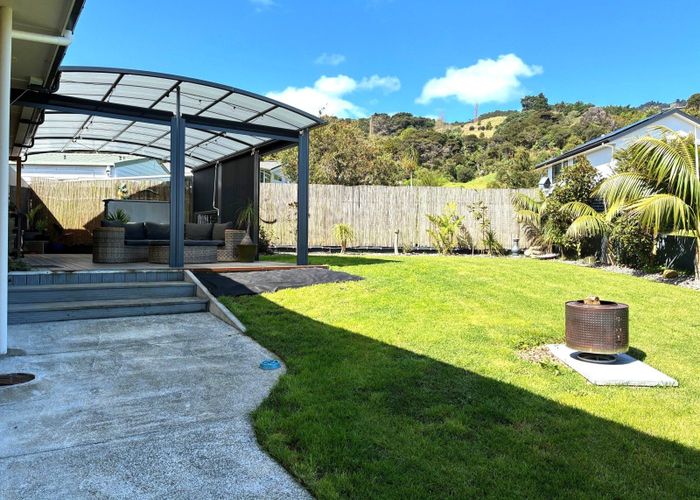  at 4 Lockhart Place, Thornton Bay, Thames