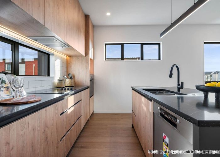  at 6 Pilot Drive, Hobsonville, Waitakere City, Auckland