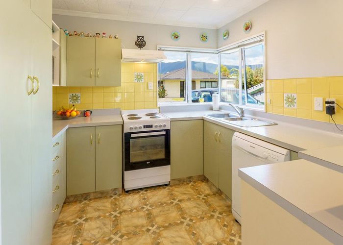  at 2/17 Aldinga Avenue, Stoke, Nelson