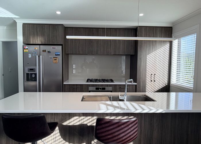  at 9 Taraiti Crescent, Kenepuru, Porirua, Wellington