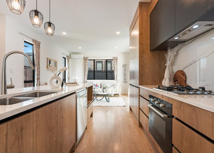  at 718B Massey Road, Mangere, Manukau City, Auckland