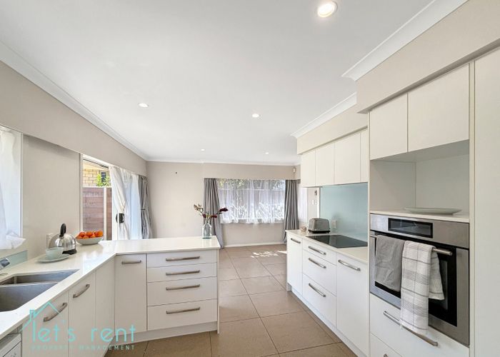  at 8 Coulthard Terrace, Opaheke, Papakura