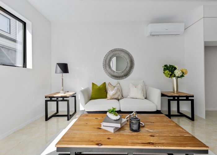  at 10D Pax Avenue, Forrest Hill, North Shore City, Auckland