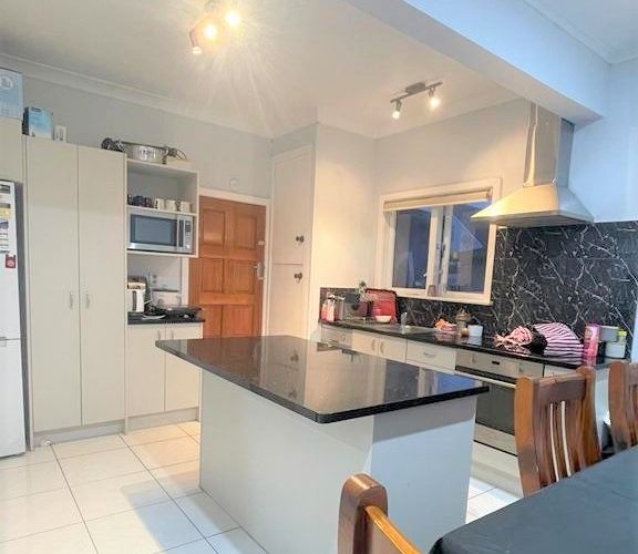  at 10 Pah Road, Papatoetoe, Auckland