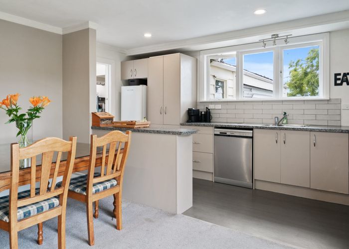  at 38 Gills Ave, Papakura, Papakura, Auckland
