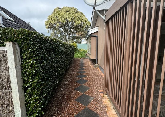  at 18 Sanders Avenue, Takapuna, Auckland