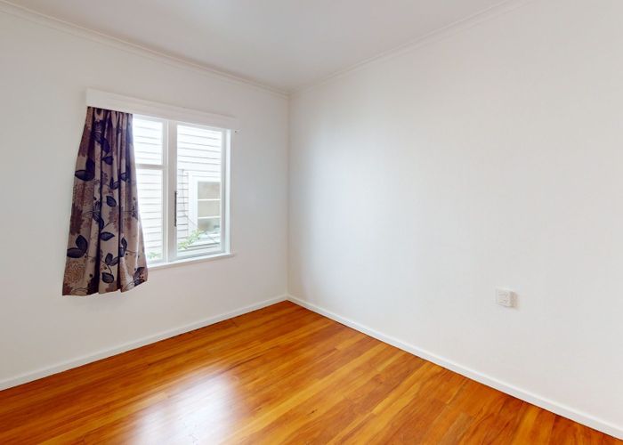  at 18 Cavendish Square, Strathmore Park, Wellington