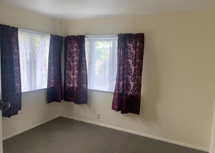  at 68 Sutton Crescent, Papakura, Papakura