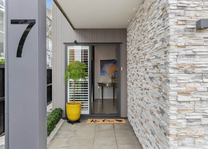  at 7 Tomonga Way, Bucklands Beach, Auckland