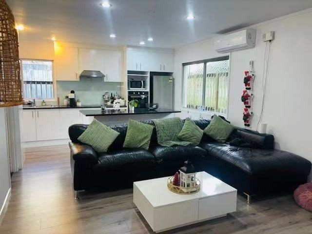  at 1/3 Holt Avenue, Torbay, North Shore City, Auckland