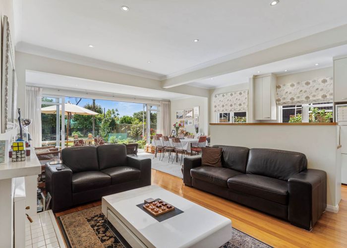  at 6 Tagalad Road, Mission Bay, Auckland