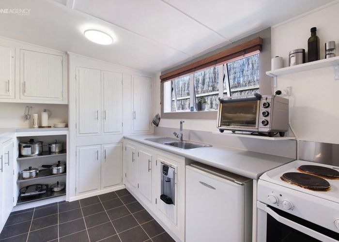  at 2/70 Sylvan Street, Hillmorton, Christchurch