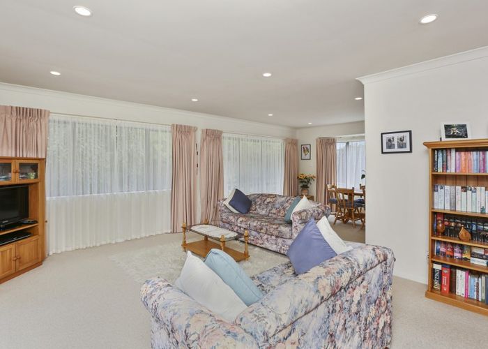  at 10 Kororako Grove, Whalers Gate, New Plymouth