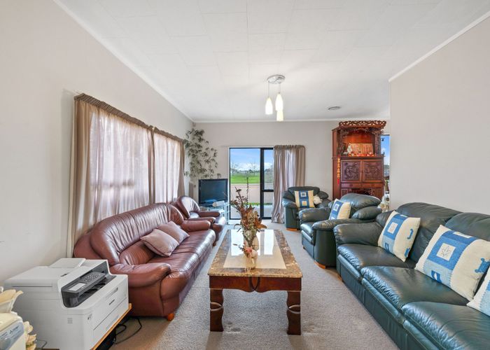  at 24 Southview Place, Wattle Downs, Auckland