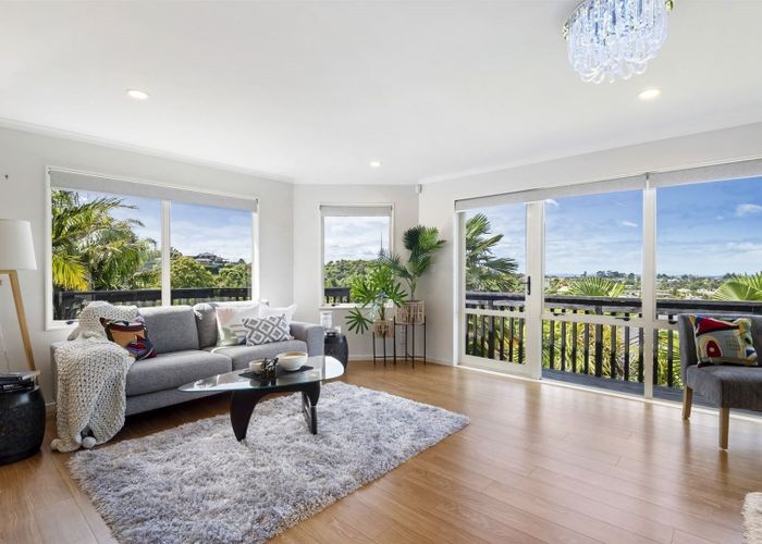  at 941 East Coast Road, Torbay, North Shore City, Auckland