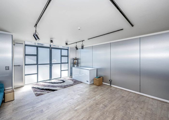  at 18 Aranui Road, Mount Wellington, Auckland City, Auckland