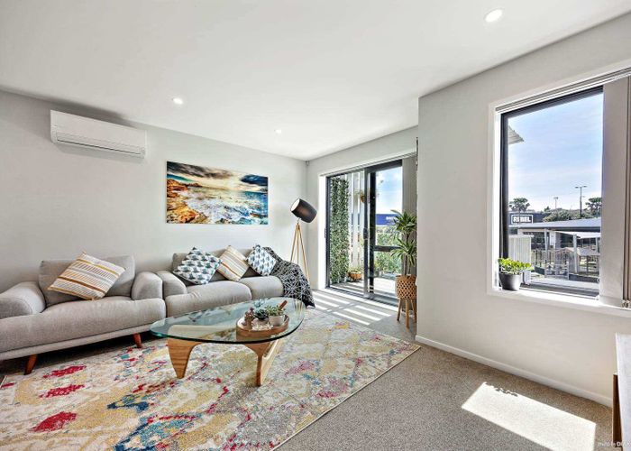  at 61 Weir Lane, Silverdale, Rodney, Auckland