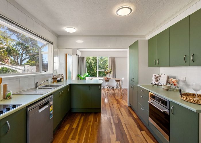  at 6 Link Road, Newlands, Wellington, Wellington