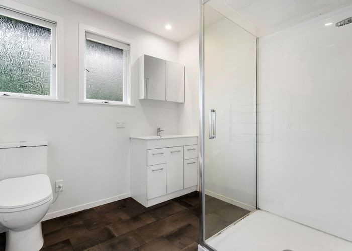  at 2/23 Simkin Avenue, Saint Johns, Auckland City, Auckland