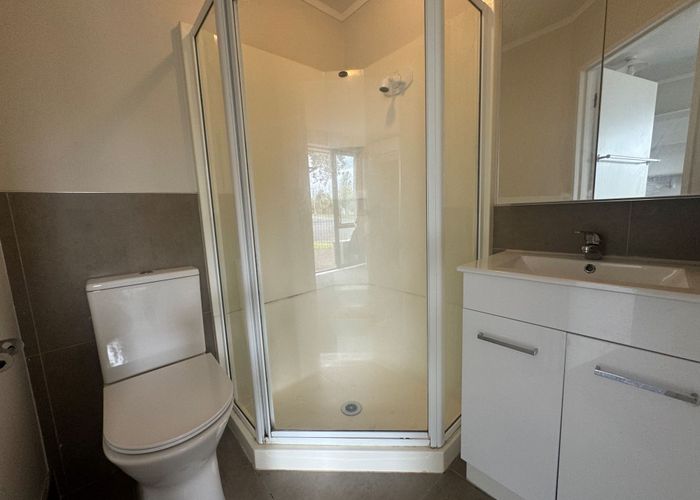  at 10/2 Vine St, Hillcrest, Hamilton, Waikato