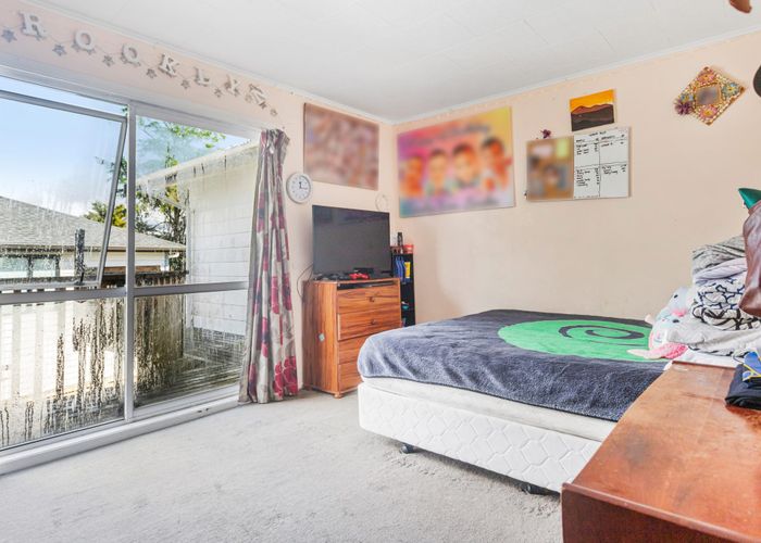  at 113 View Road, Sunnyvale, Waitakere City, Auckland