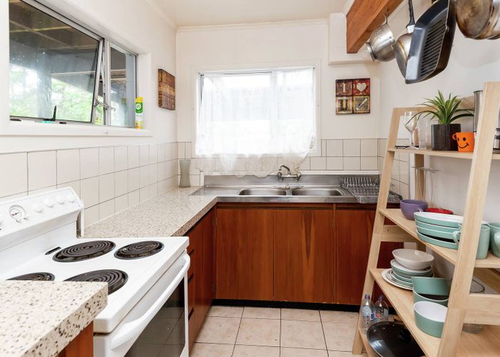  at 1/214 Moore street, Howick, Manukau City, Auckland