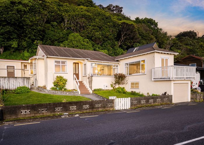  at 17 Moana Road, Plimmerton, Porirua, Wellington