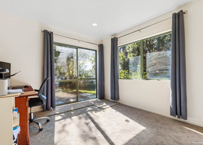  at 2/23 Ludlow Terrace, Totara Vale, North Shore City, Auckland