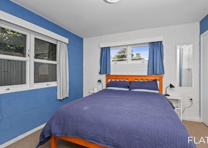  at 1 Whyte Street, Hamilton East, Hamilton