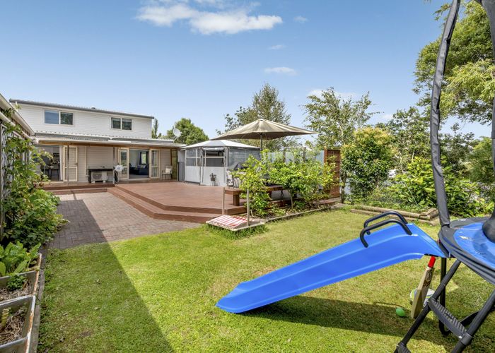  at 28 Third View Avenue, Beachlands, Manukau City, Auckland