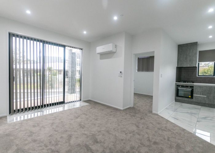  at 1 Donegal Street, Avondale, Auckland