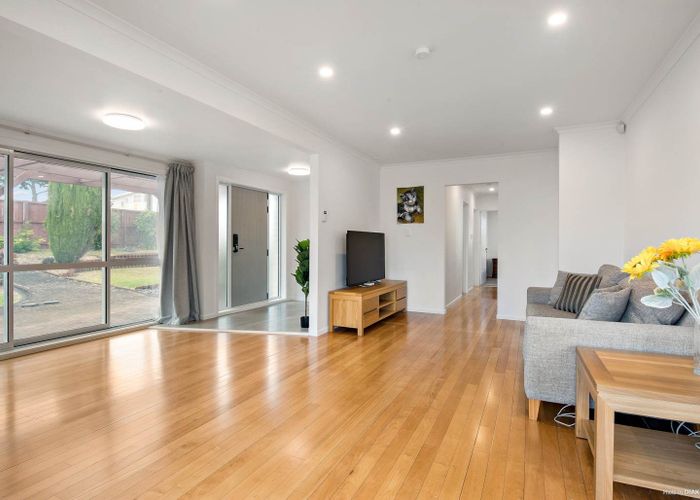  at 626 East Coast Road, Pinehill, Auckland