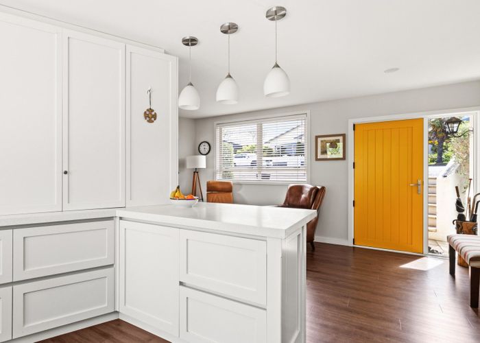  at 33 Simla Terrace, Hospital Hill, Napier, Hawke's Bay
