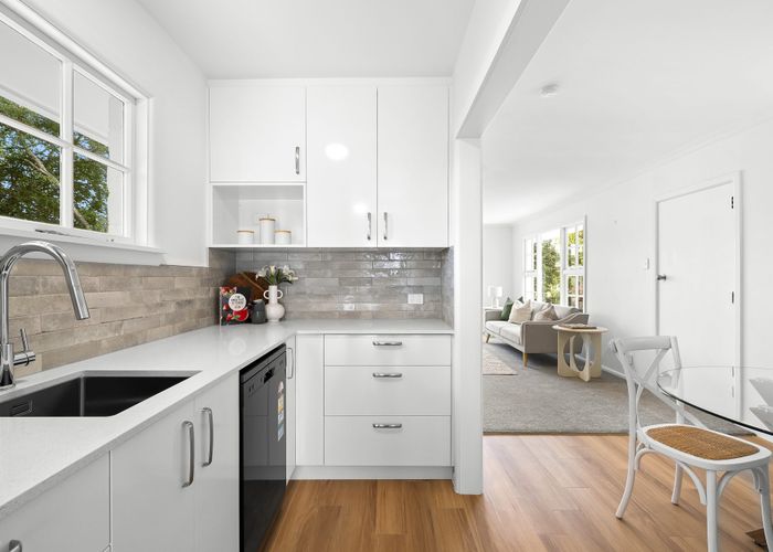  at 2/170 Waimairi Road, Ilam, Christchurch City, Canterbury