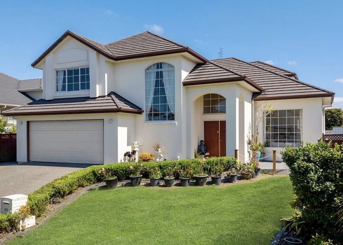  at 35 Claremont Way, East Tamaki Heights, Auckland