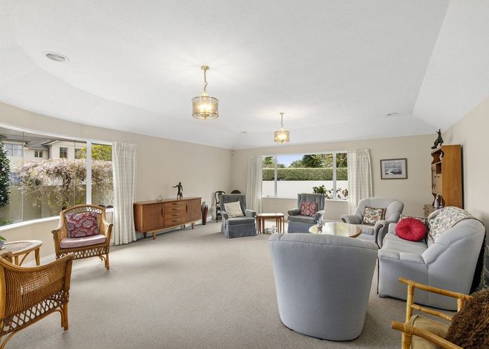  at 2 Bloomfield Terrace, Hutt Central, Lower Hutt