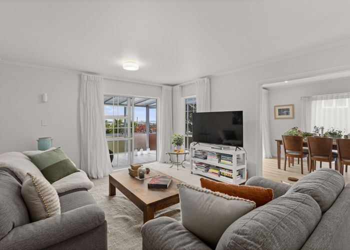  at 1/19 Danbury Drive, Torbay, North Shore City, Auckland