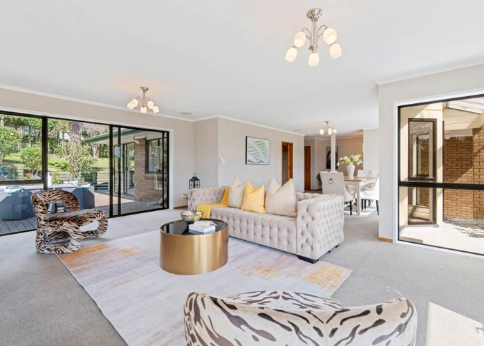  at 12 Meadowland Drive, Somerville, Manukau City, Auckland