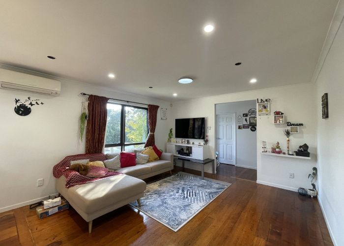  at 6 Godley Road, Green Bay, Waitakere City, Auckland