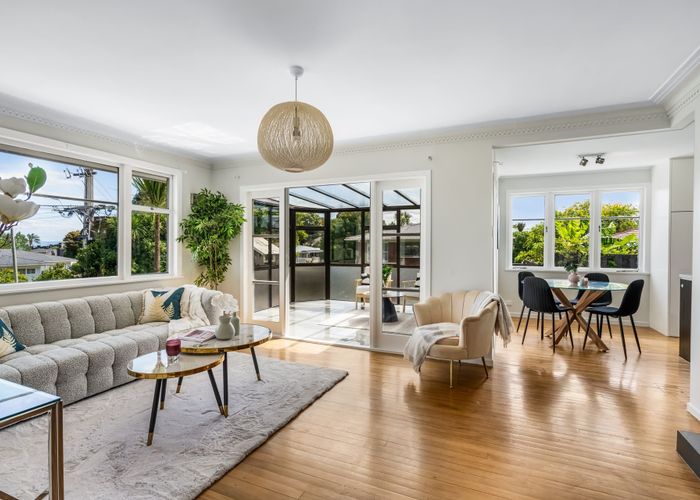  at 35 Tampin Road, Hill Park, Manukau City, Auckland