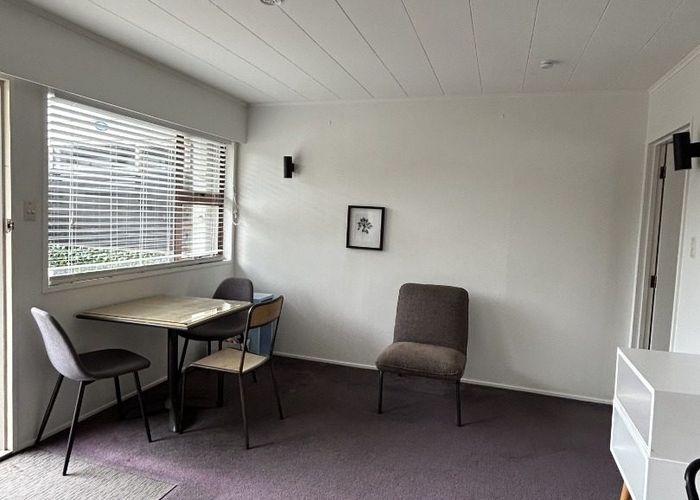 For rent 4/29 Main Street, Greytown, South Wairarapa, Wellington