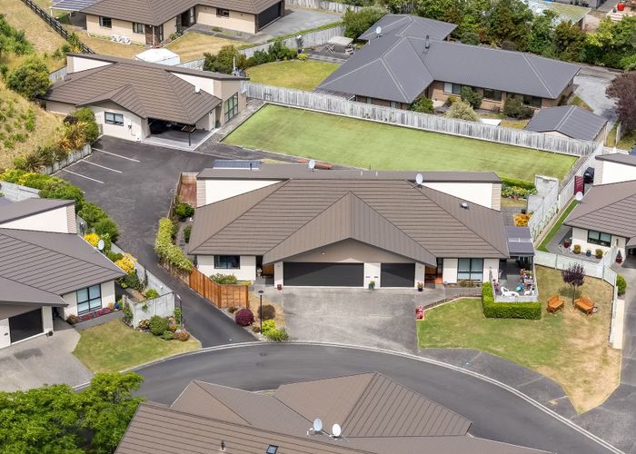  at 18/2 Caversham Road, Springvale, Whanganui, Manawatu / Whanganui
