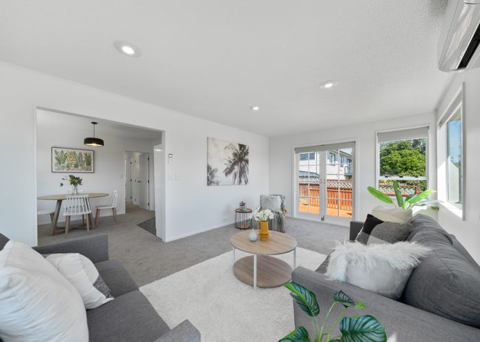  at 4 Maraval Crescent, Grenada Village, Wellington, Wellington