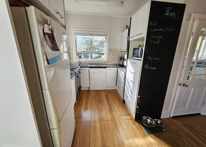  at 11 Ashmore Avenue, Cobden, Grey, West Coast