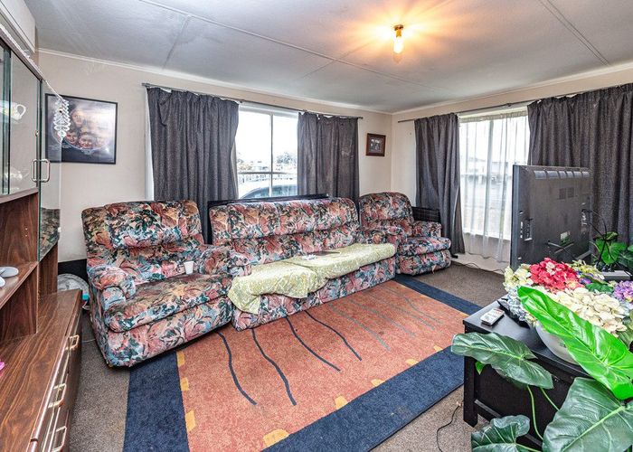  at 143 Puriri Street, Castlecliff, Whanganui